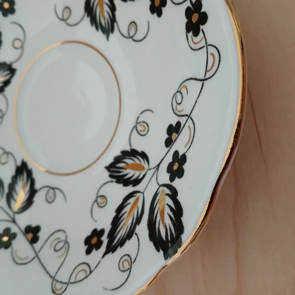 Unbranded beautiful teacup